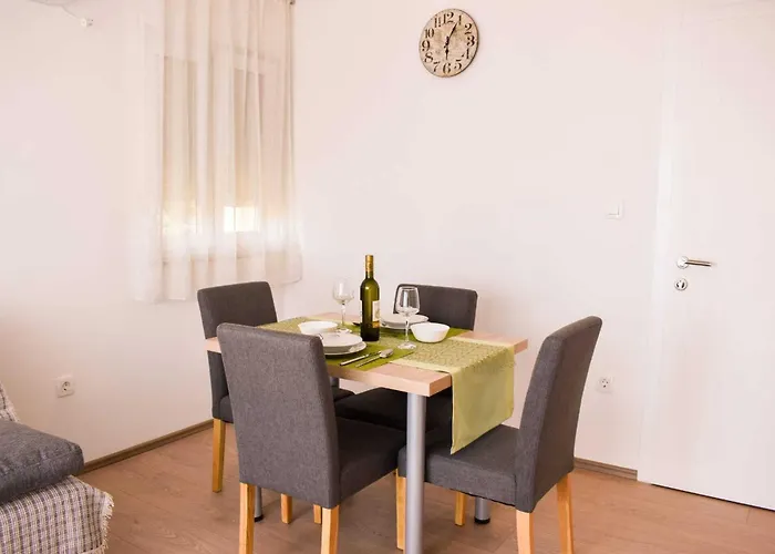 Tomaic Novi Vinodolski